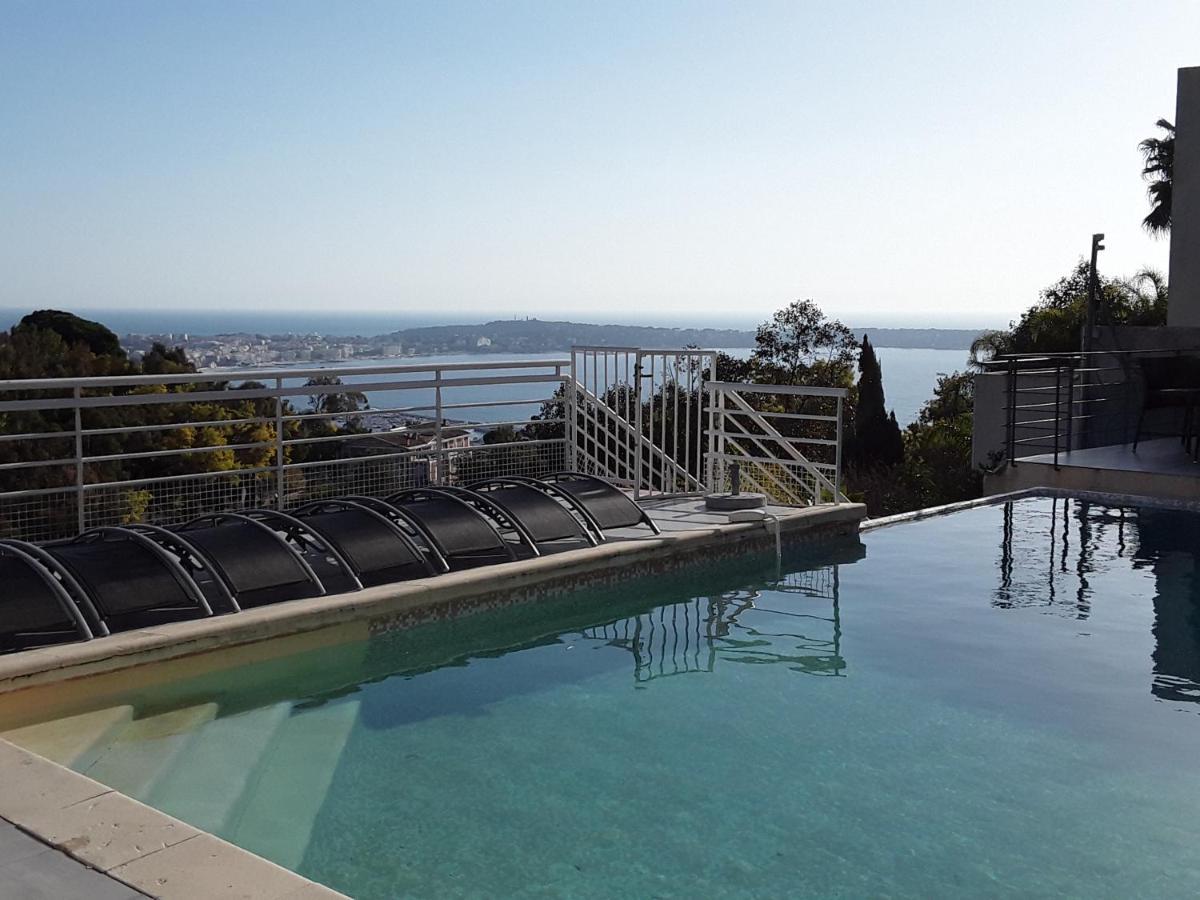 Villa Alamp#Supercannes #Golfejuan #Cannes #Mediterraneanpanoramicview #Piscine #Rooftop # Verymodern #Openliving #Closebeach #Closecapantibes Vallauris Kültér fotó