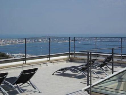 Villa Alamp#Supercannes #Golfejuan #Cannes #Mediterraneanpanoramicview #Piscine #Rooftop # Verymodern #Openliving #Closebeach #Closecapantibes Vallauris Kültér fotó